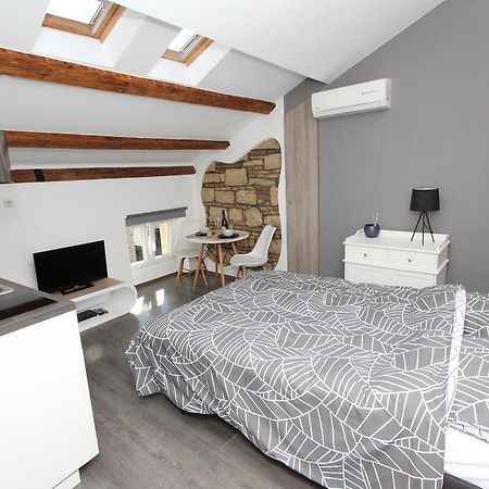 Studio Petra Rovinj Exterior foto